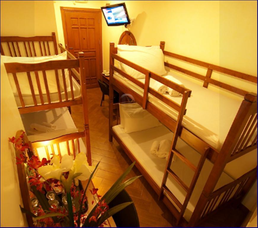 Avitel Hotel San Pedro Makati Quarto foto